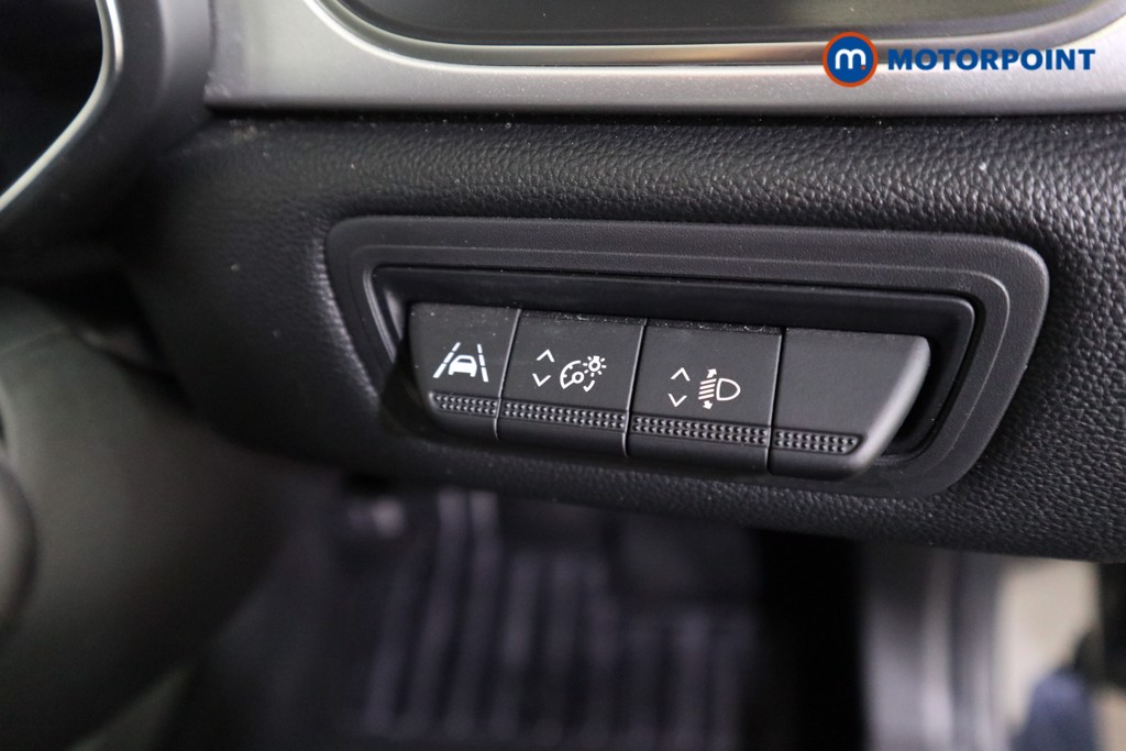 Renault Captur Techno Manual Petrol SUV - Stock Number (1554826) - 9th supplementary image