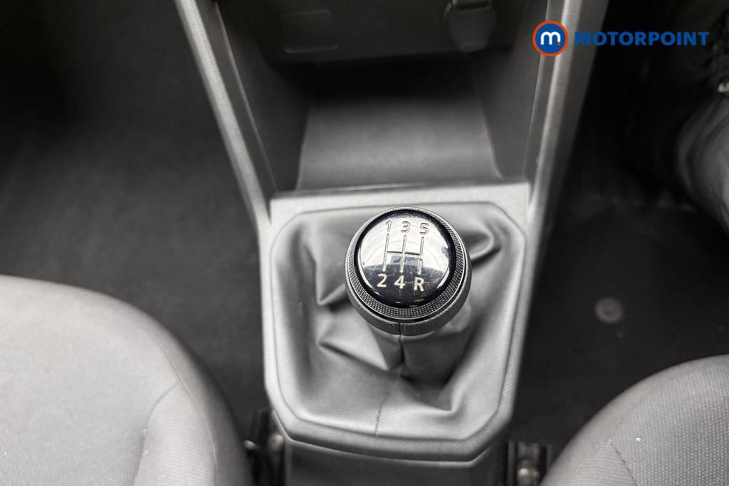 Dacia Sandero Essential Manual Petrol Hatchback - Stock Number (1554866) - 24th supplementary image