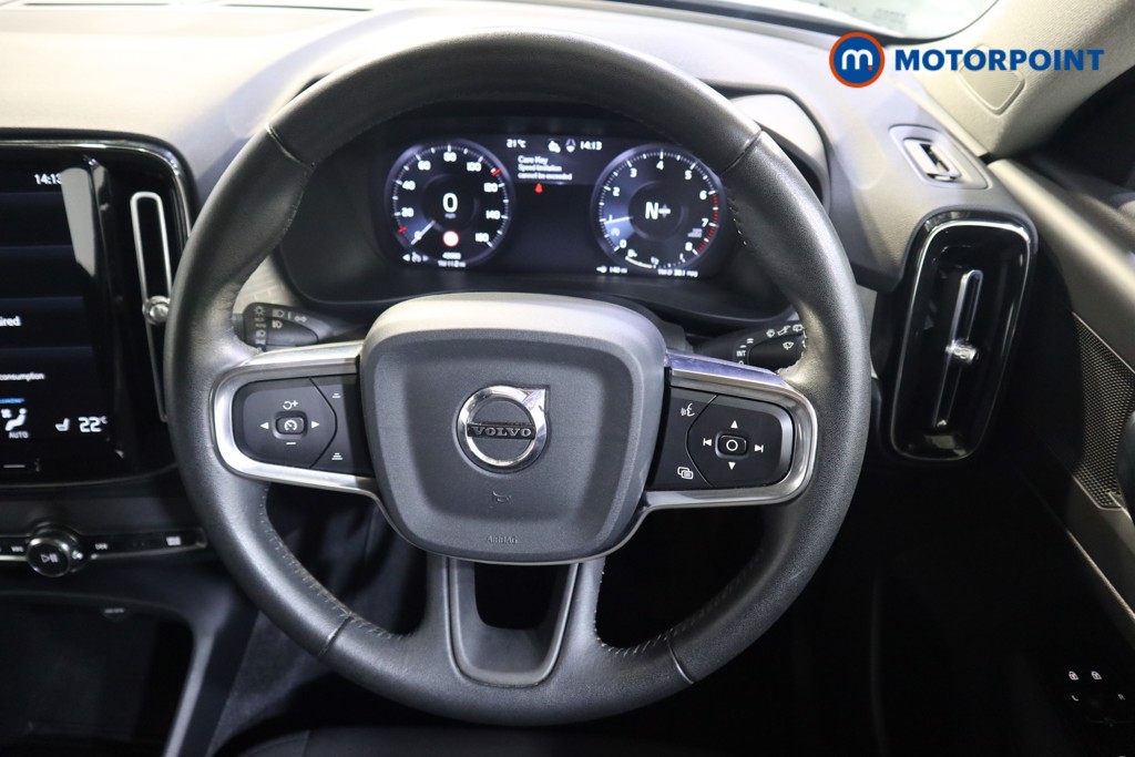 Volvo Xc40 Momentum Manual Petrol SUV - Stock Number (1555120) - 2nd supplementary image
