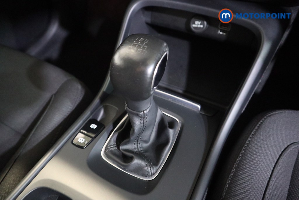 Volvo Xc40 Momentum Manual Petrol SUV - Stock Number (1555120) - 8th supplementary image