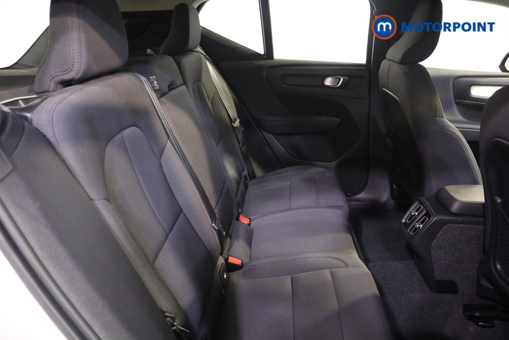 Volvo Xc40 Momentum Manual Petrol SUV - Stock Number (1555120) - 11th supplementary image