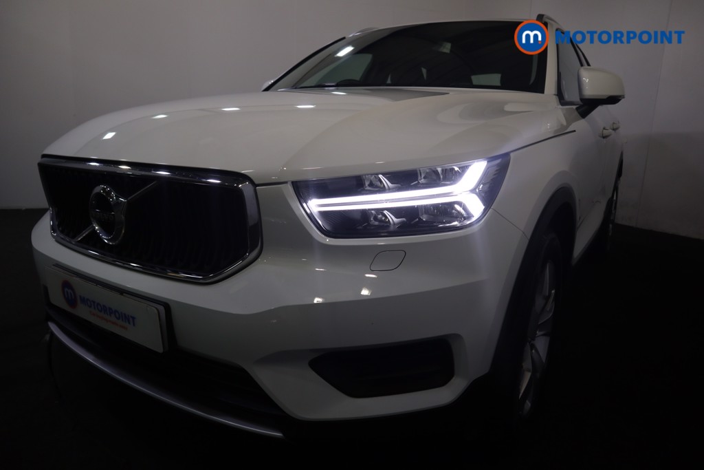 Volvo Xc40 Momentum Manual Petrol SUV - Stock Number (1555120) - 22nd supplementary image