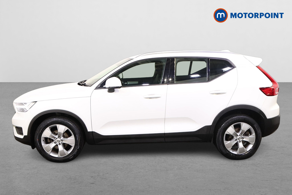 Volvo Xc40 Momentum Manual Petrol SUV - Stock Number (1555120) - Passenger side