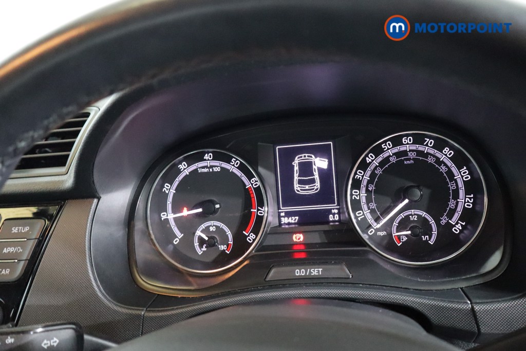 Skoda Fabia Colour Edition Manual Petrol Hatchback - Stock Number (1555571) - 2nd supplementary image