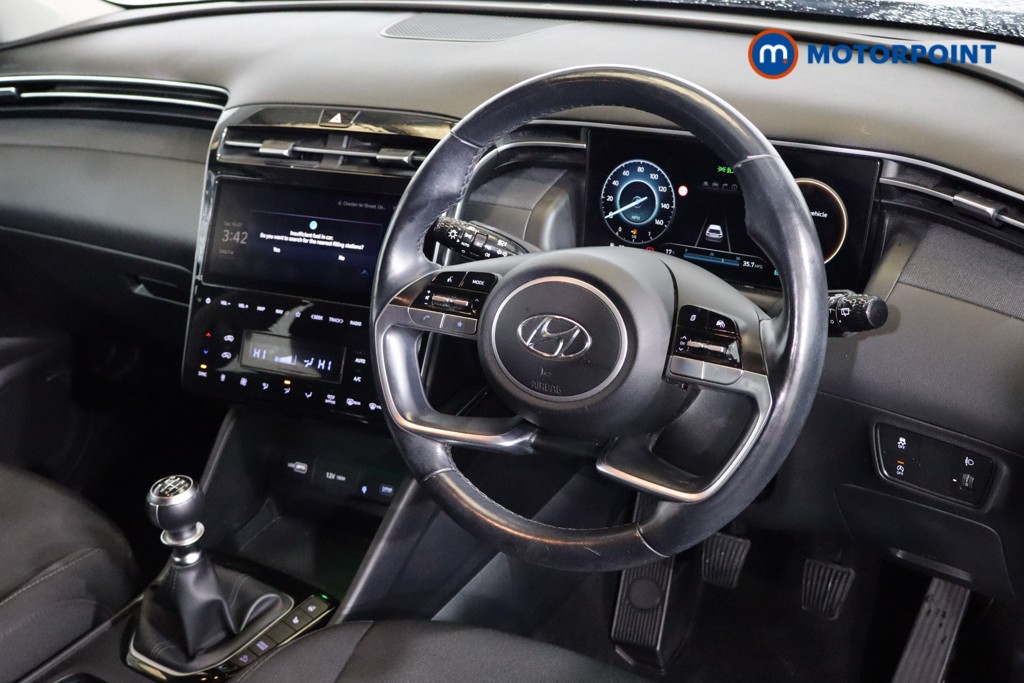 Hyundai Tucson Premium Manual Petrol SUV - Stock Number (1555680) - 1st supplementary image