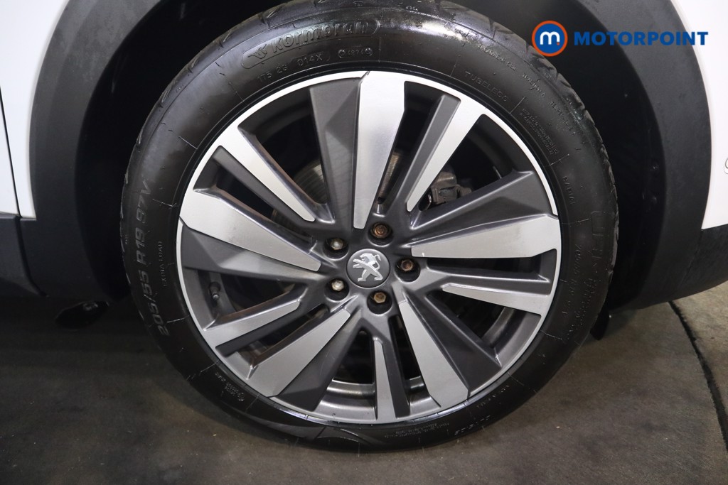 Peugeot 5008 Gt Line Premium Manual Petrol SUV - Stock Number (1555786) - 15th supplementary image
