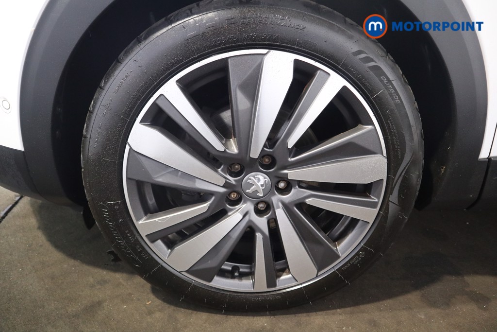 Peugeot 5008 Gt Line Premium Manual Petrol SUV - Stock Number (1555786) - 16th supplementary image