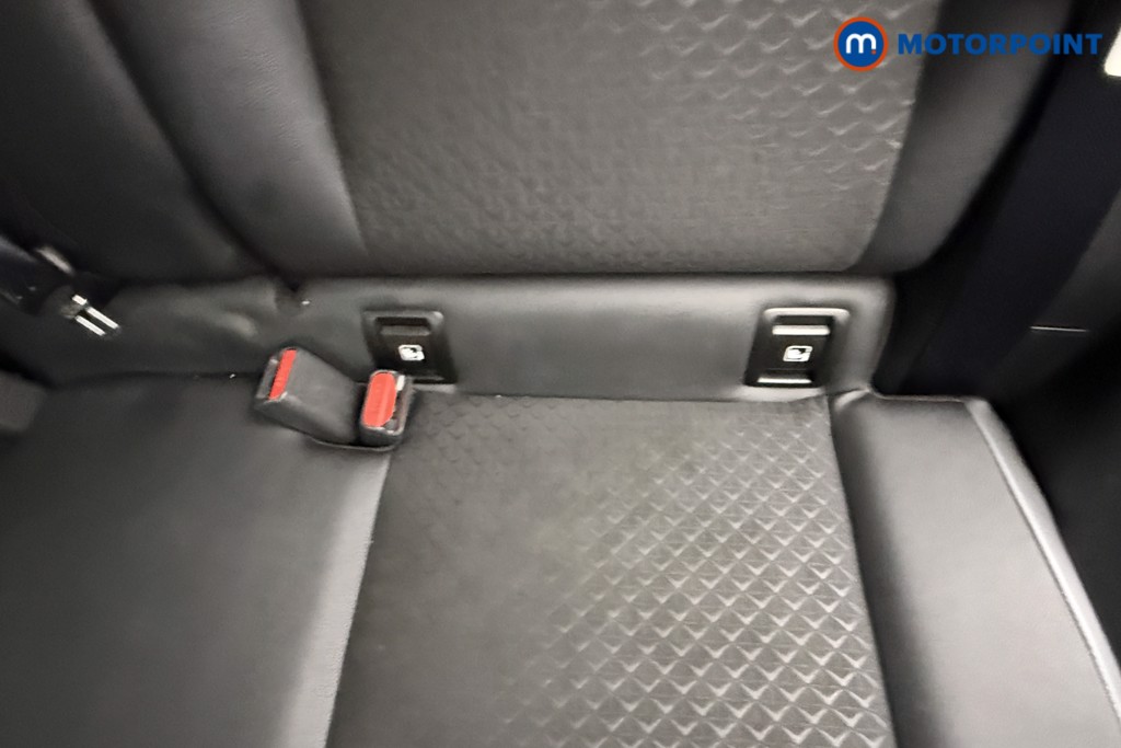 Nissan Juke N-Connecta Automatic Petrol SUV - Stock Number (1557359) - 24th supplementary image