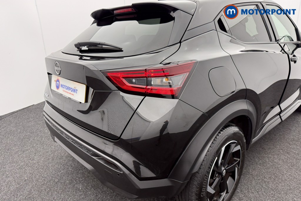 Nissan Juke N-Connecta Automatic Petrol SUV - Stock Number (1557359) - 26th supplementary image