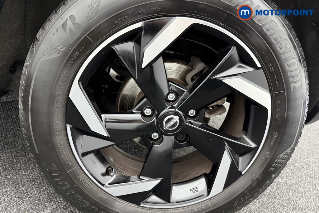 Nissan Juke N-Connecta Automatic Petrol SUV - Stock Number (1557359) - 30th supplementary image