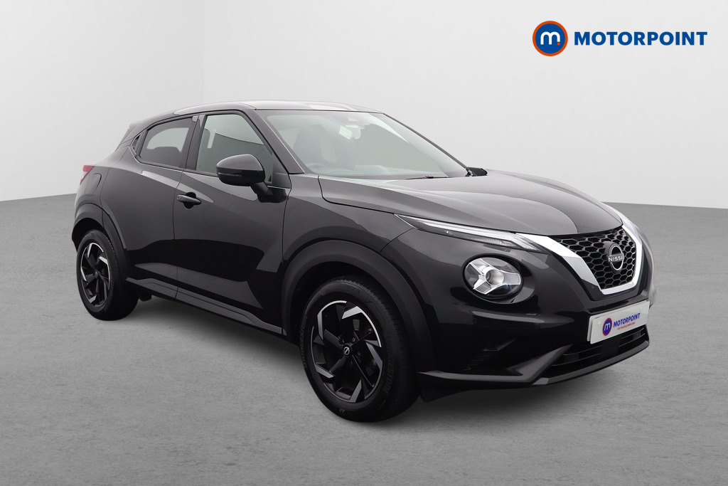 Nissan Juke N-Connecta Automatic Petrol SUV - Stock Number (1557359) - Drivers side front corner