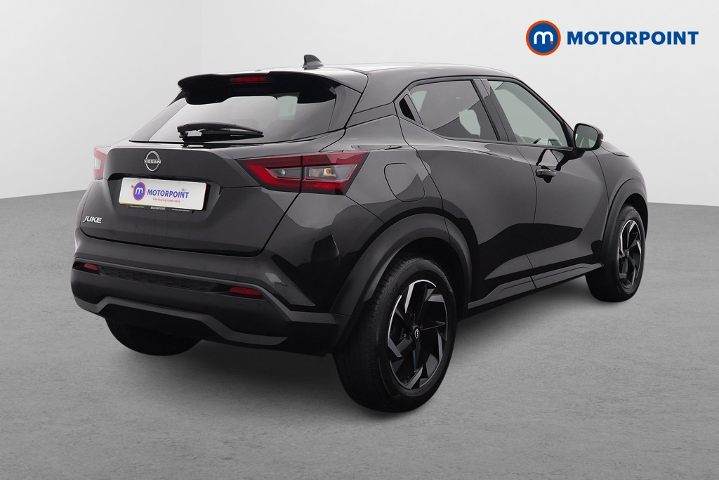 Nissan Juke N-Connecta Automatic Petrol SUV - Stock Number (1557359) - Drivers side rear corner