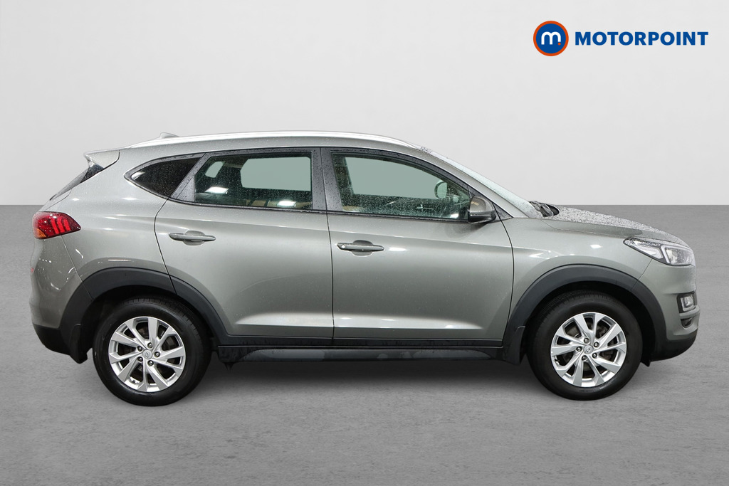 Hyundai Tucson Se Nav Manual Petrol SUV - Stock Number (1557490) - Drivers side