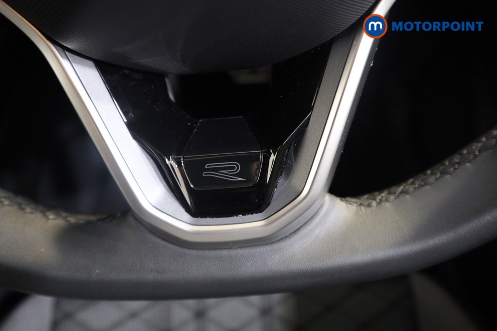 Volkswagen Golf R-Line Automatic Petrol Hatchback - Stock Number (1557521) - 5th supplementary image