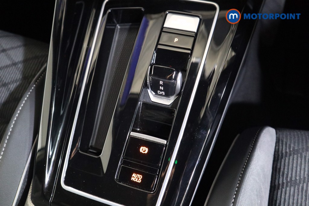 Volkswagen Golf R-Line Automatic Petrol Hatchback - Stock Number (1557521) - 8th supplementary image