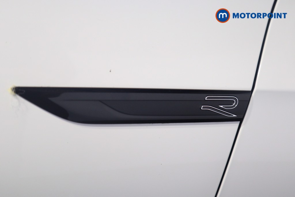 Volkswagen Golf R-Line Automatic Petrol Hatchback - Stock Number (1557521) - 25th supplementary image