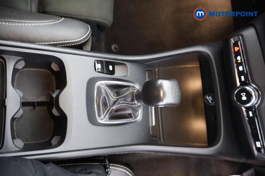 Volvo Xc40 R Design Manual Petrol SUV - Stock Number (1558895) - 6th supplementary image