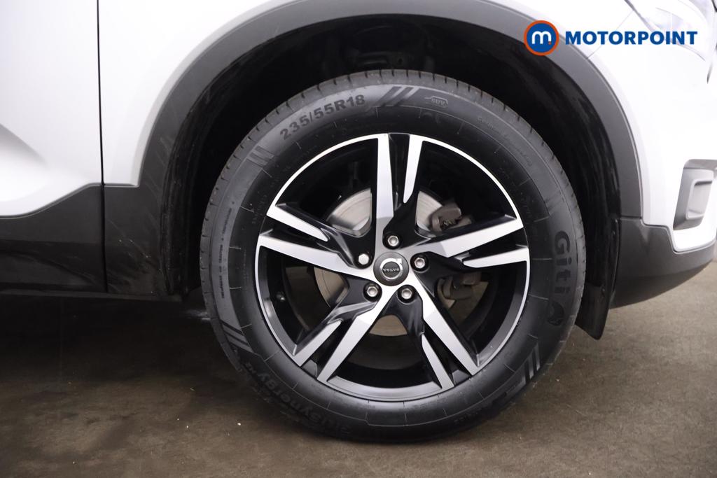 Volvo Xc40 R Design Manual Petrol SUV - Stock Number (1558895) - 17th supplementary image