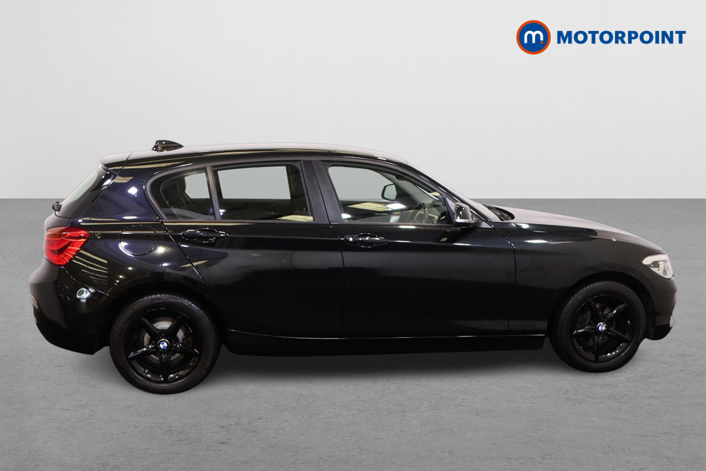 BMW 1 Series Se Business Manual Diesel Hatchback - Stock Number (1559061) - Drivers side