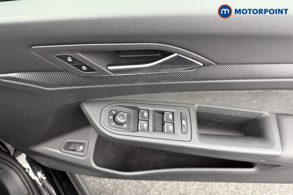 Volkswagen Golf GTE Automatic Petrol Plug-In Hybrid Hatchback - Stock Number (1559668) - 16th supplementary image