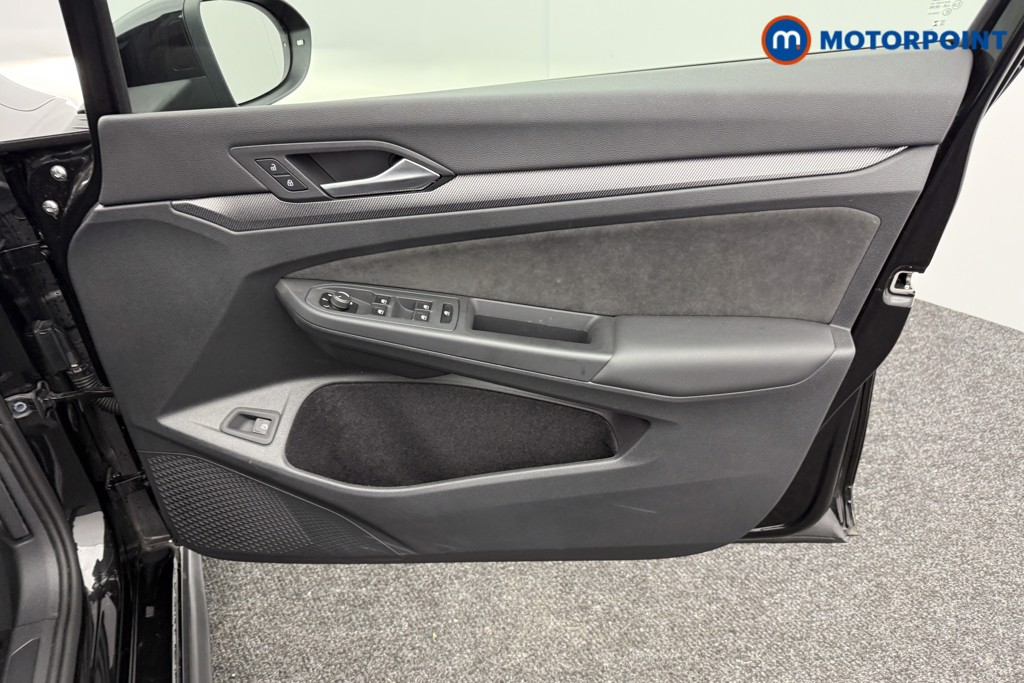 Volkswagen Golf GTE Automatic Petrol Plug-In Hybrid Hatchback - Stock Number (1559668) - 17th supplementary image