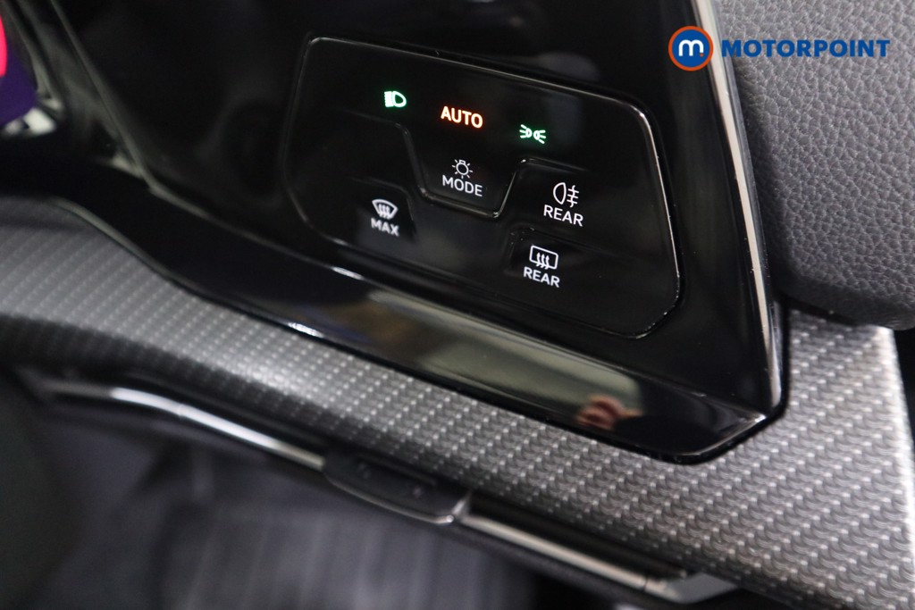 Volkswagen Golf R-Line Manual Petrol Hatchback - Stock Number (1559746) - 9th supplementary image