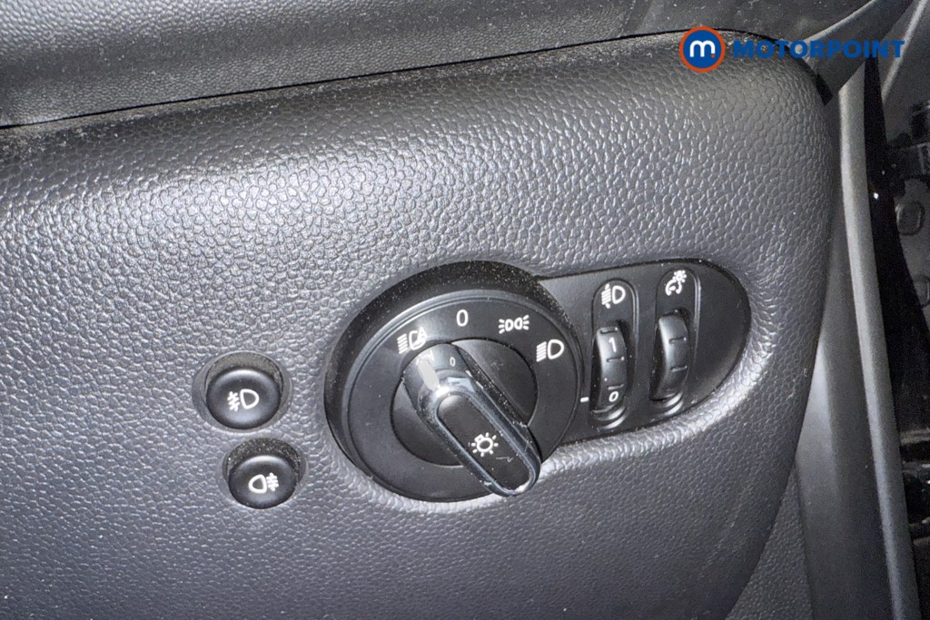 Mini Hatchback Cooper S Classic Automatic Petrol Hatchback - Stock Number (1559842) - 13th supplementary image
