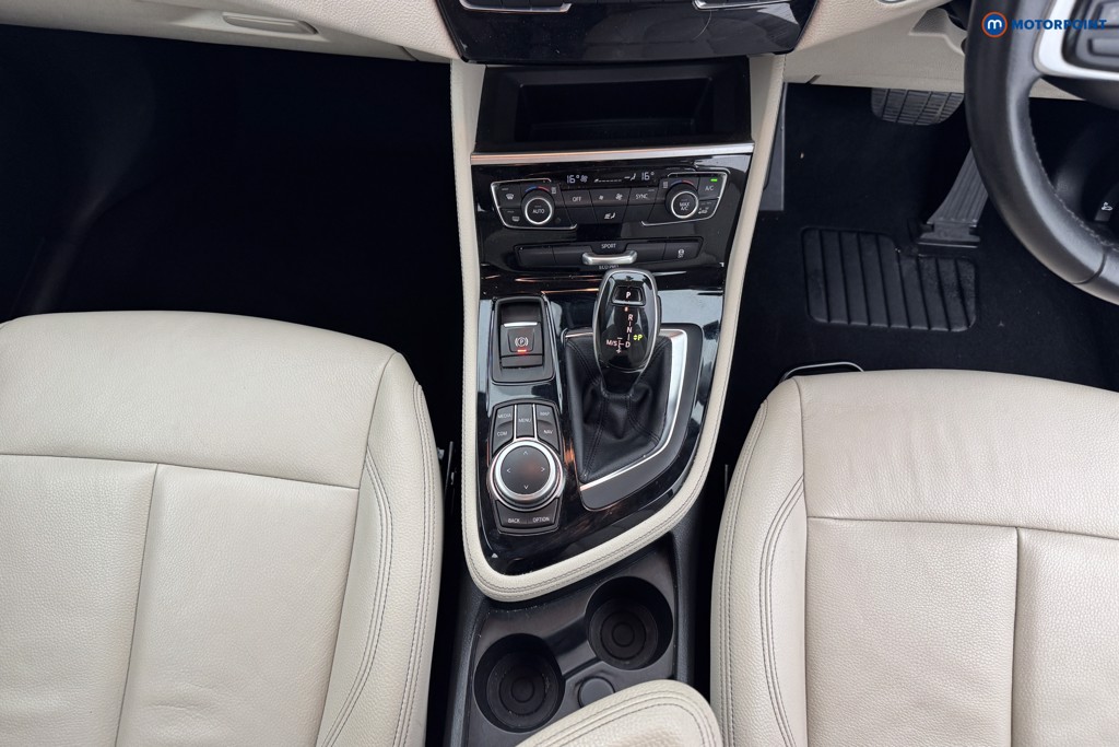 BMW 2 Series Luxury Automatic Petrol Estate - Stock Number (1560371) - 9th supplementary image
