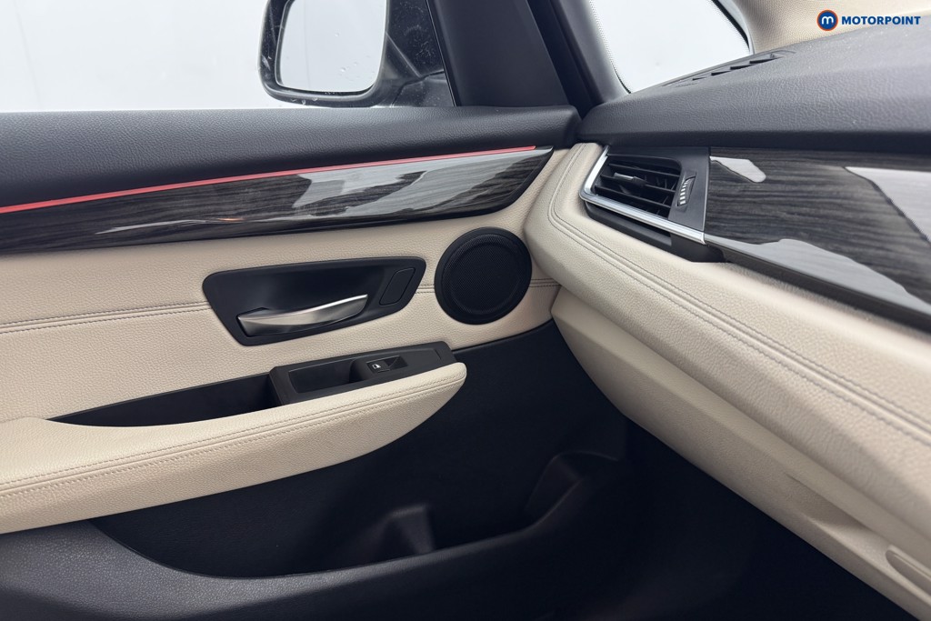 BMW 2 Series Luxury Automatic Petrol Estate - Stock Number (1560371) - 14th supplementary image