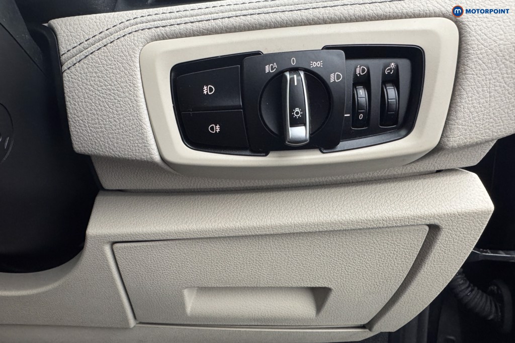 BMW 2 Series Luxury Automatic Petrol Estate - Stock Number (1560371) - 17th supplementary image