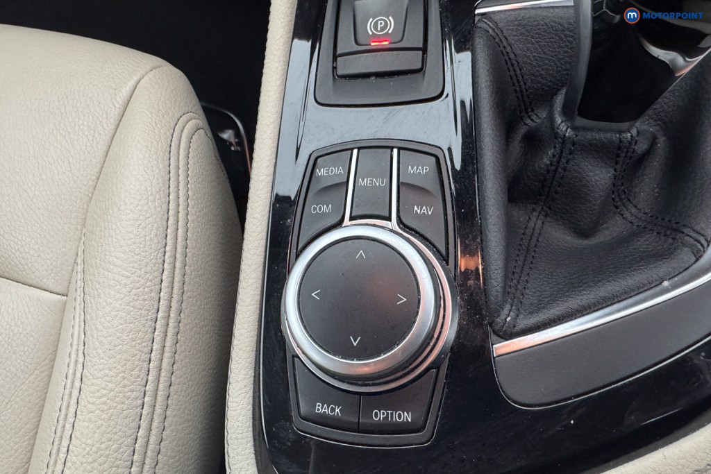 BMW 2 Series Luxury Automatic Petrol Estate - Stock Number (1560371) - 18th supplementary image