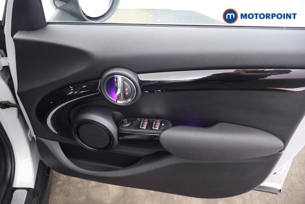 Mini Hatchback Cooper S Automatic Petrol Hatchback - Stock Number (1560460) - 9th supplementary image