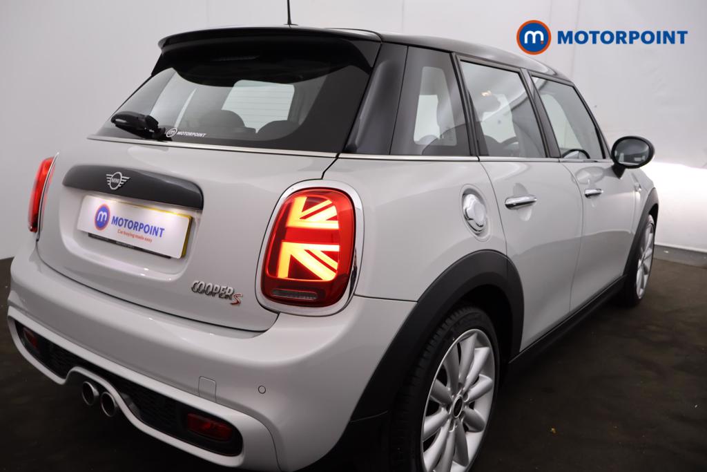 Mini Hatchback Cooper S Automatic Petrol Hatchback - Stock Number (1560460) - 16th supplementary image
