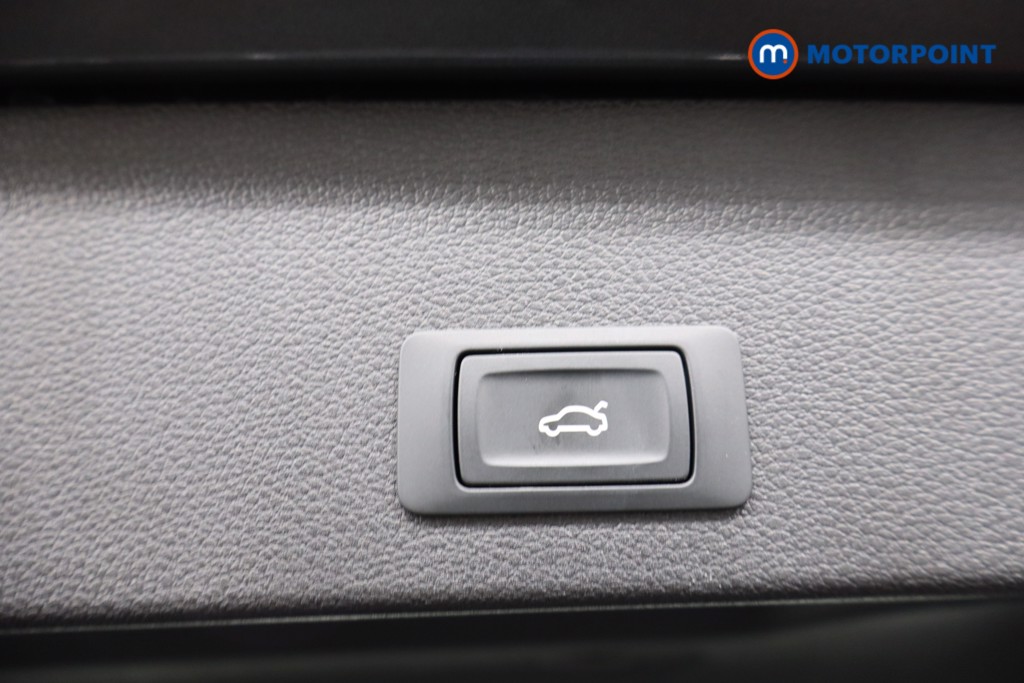 Audi Q2 S Line Manual Petrol SUV - Stock Number (1560472) - 34th supplementary image