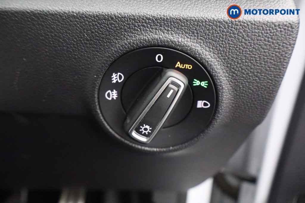 Volkswagen T-Roc R-Line Automatic Diesel SUV - Stock Number (1560515) - 14th supplementary image