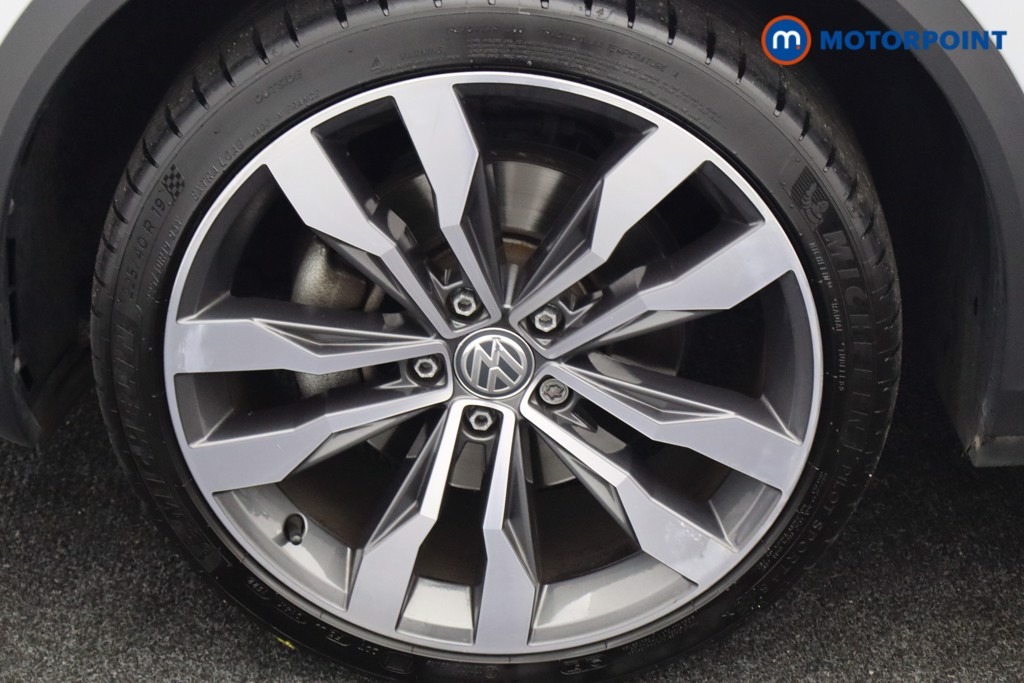 Volkswagen T-Roc R-Line Automatic Diesel SUV - Stock Number (1560515) - 29th supplementary image