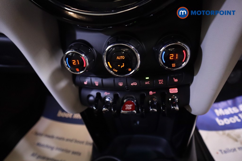 Mini Hatchback Cooper Exclusive Manual Petrol Hatchback - Stock Number (1560524) - 5th supplementary image