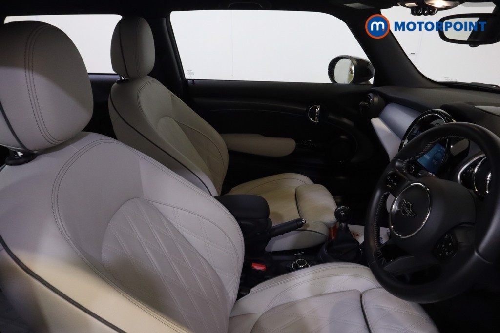 Mini Hatchback Cooper Exclusive Manual Petrol Hatchback - Stock Number (1560524) - 13th supplementary image