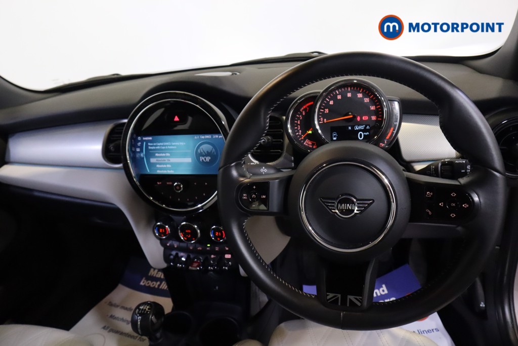 Mini Hatchback Cooper Exclusive Manual Petrol Hatchback - Stock Number (1560524) - 1st supplementary image
