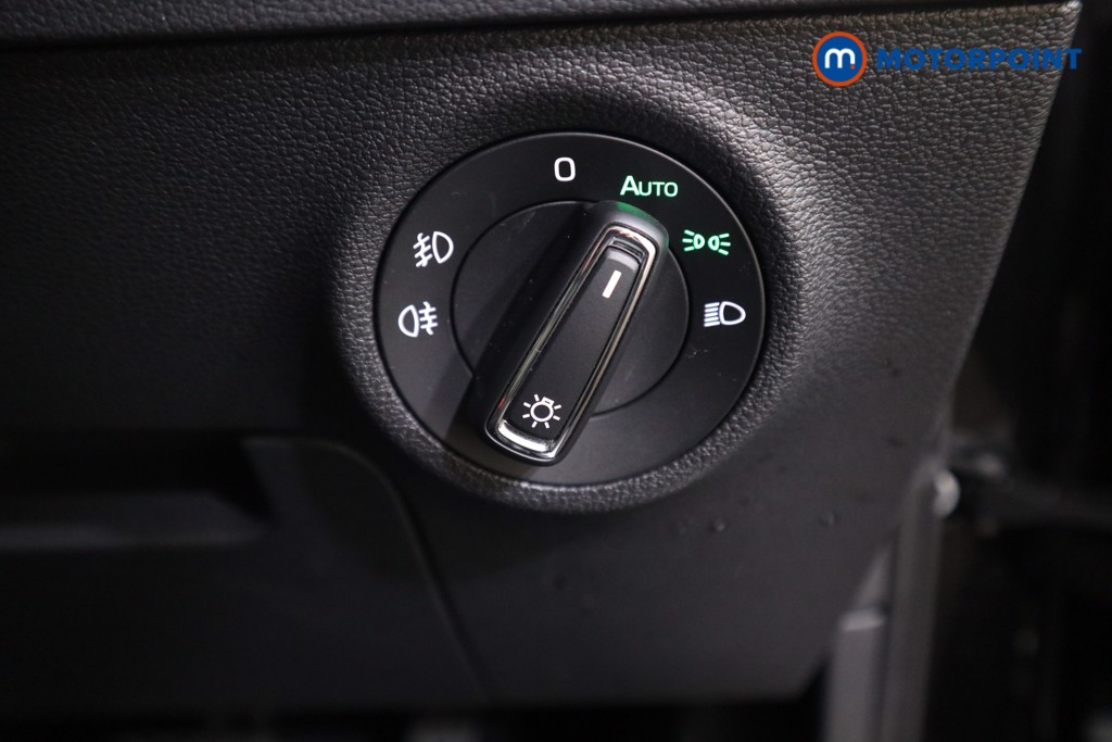 Skoda Karoq Se L Automatic Diesel SUV - Stock Number (1560609) - 9th supplementary image