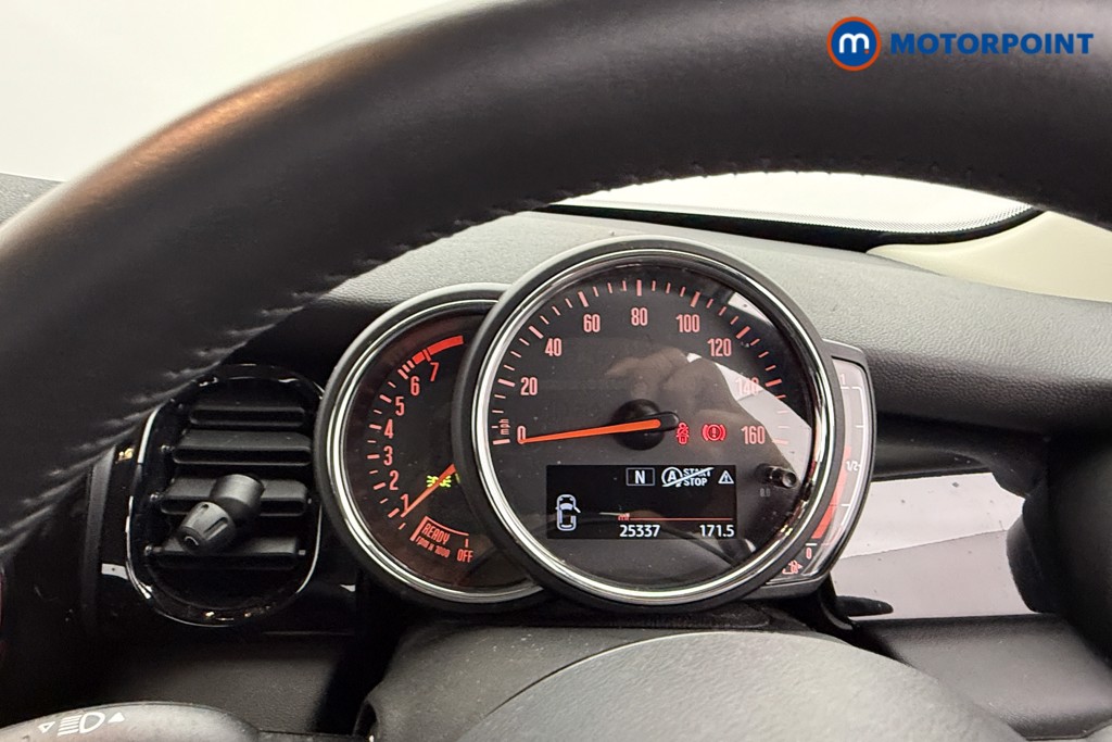 Mini Hatchback Cooper Classic Manual Petrol Hatchback - Stock Number (1560743) - 4th supplementary image