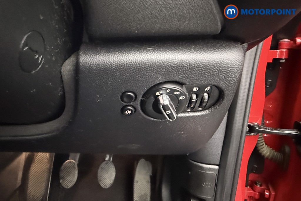 Mini Hatchback Cooper Classic Manual Petrol Hatchback - Stock Number (1560743) - 13th supplementary image