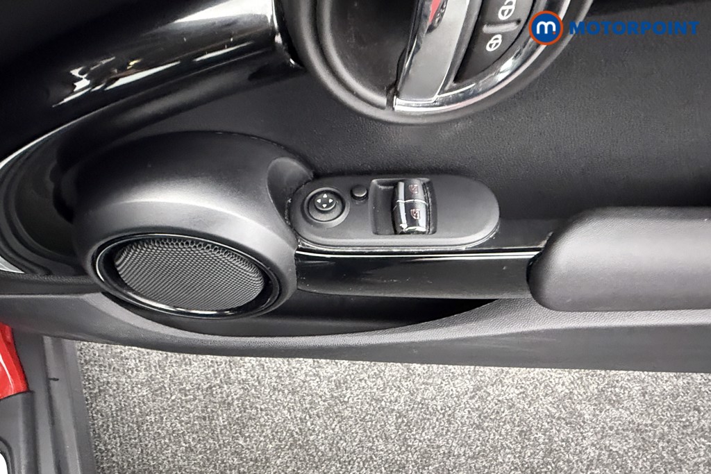Mini Hatchback Cooper Classic Manual Petrol Hatchback - Stock Number (1560743) - 14th supplementary image