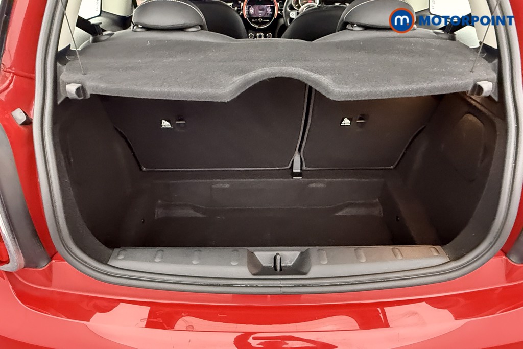 Mini Hatchback Cooper Classic Manual Petrol Hatchback - Stock Number (1560743) - 17th supplementary image