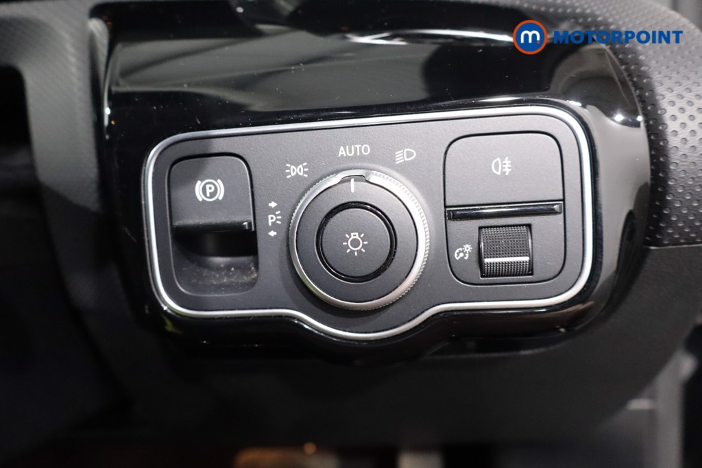 Mercedes-Benz A Class Sport Automatic Petrol Hatchback - Stock Number (1561059) - 20th supplementary image