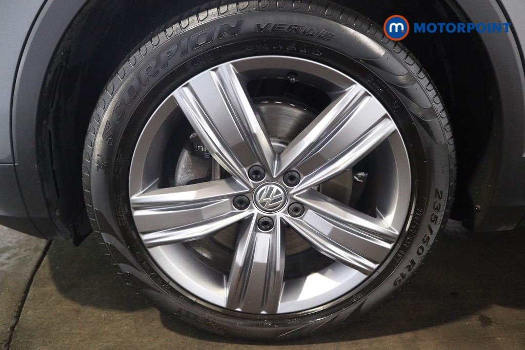Volkswagen Tiguan SEL Automatic Diesel SUV - Stock Number (1561069) - 17th supplementary image