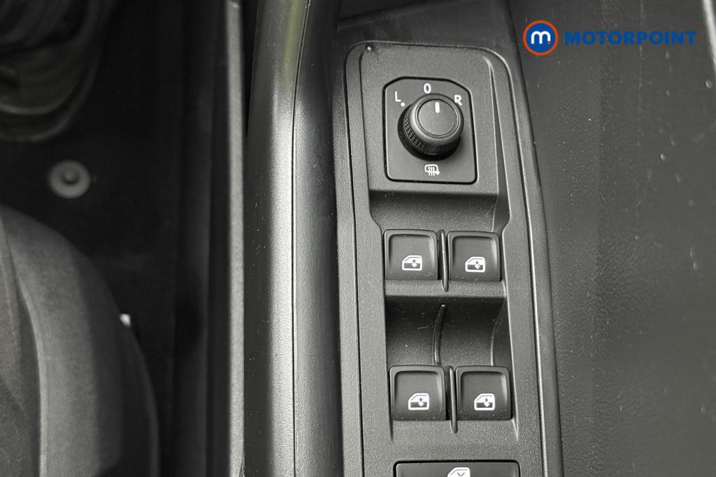 Volkswagen T-Roc S Manual Petrol SUV - Stock Number (1561111) - 24th supplementary image
