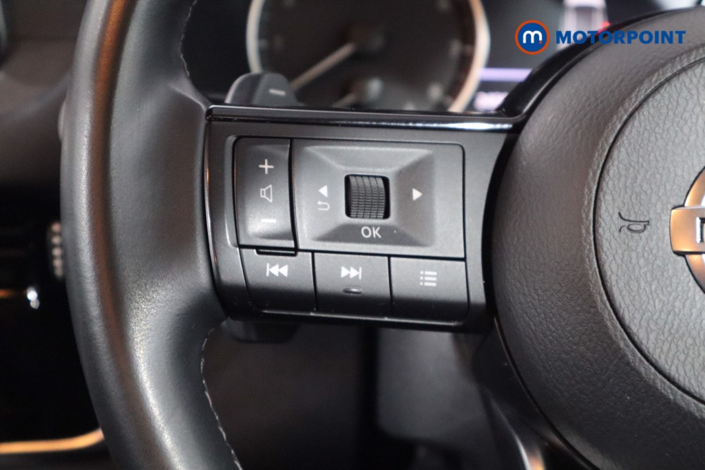 Nissan Qashqai Acenta Premium Automatic Petrol SUV - Stock Number (1561464) - 7th supplementary image