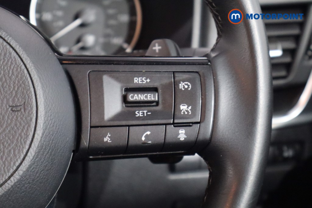 Nissan Qashqai Acenta Premium Automatic Petrol SUV - Stock Number (1561464) - 8th supplementary image