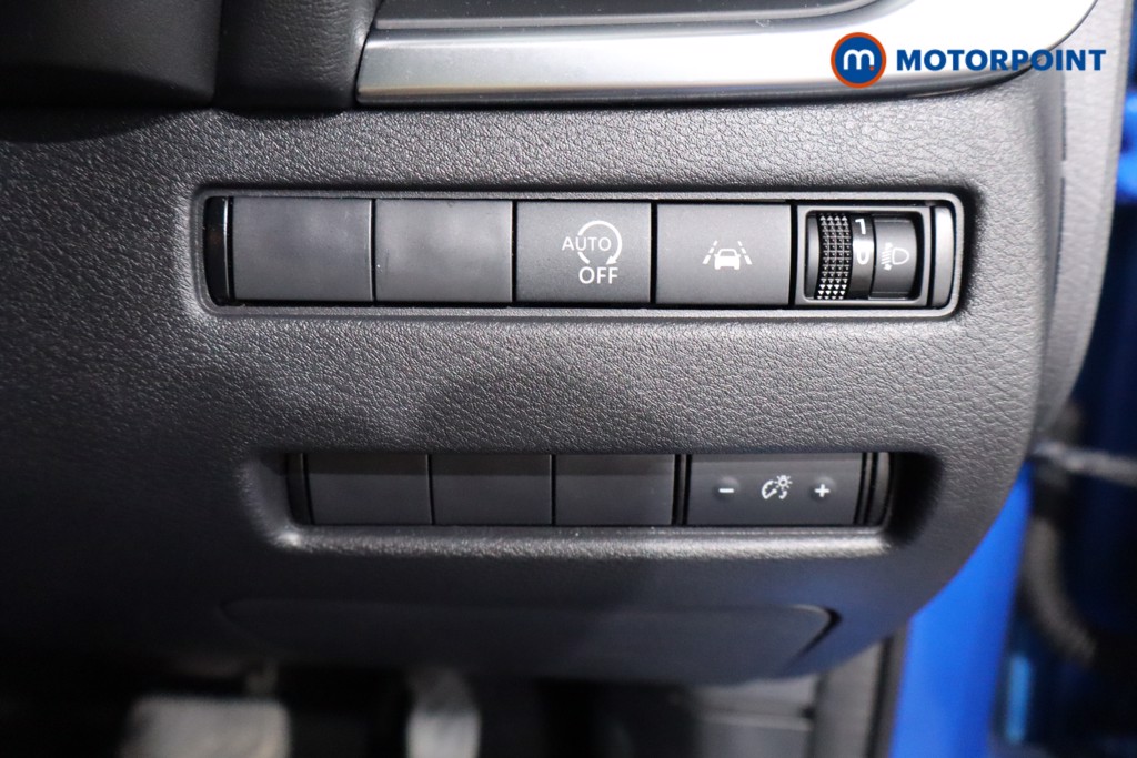 Nissan Qashqai Acenta Premium Automatic Petrol SUV - Stock Number (1561464) - 18th supplementary image
